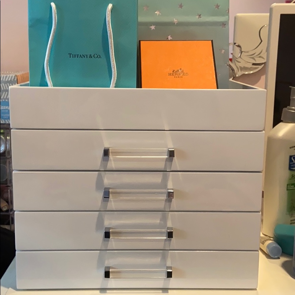 4 compartment jewelry box